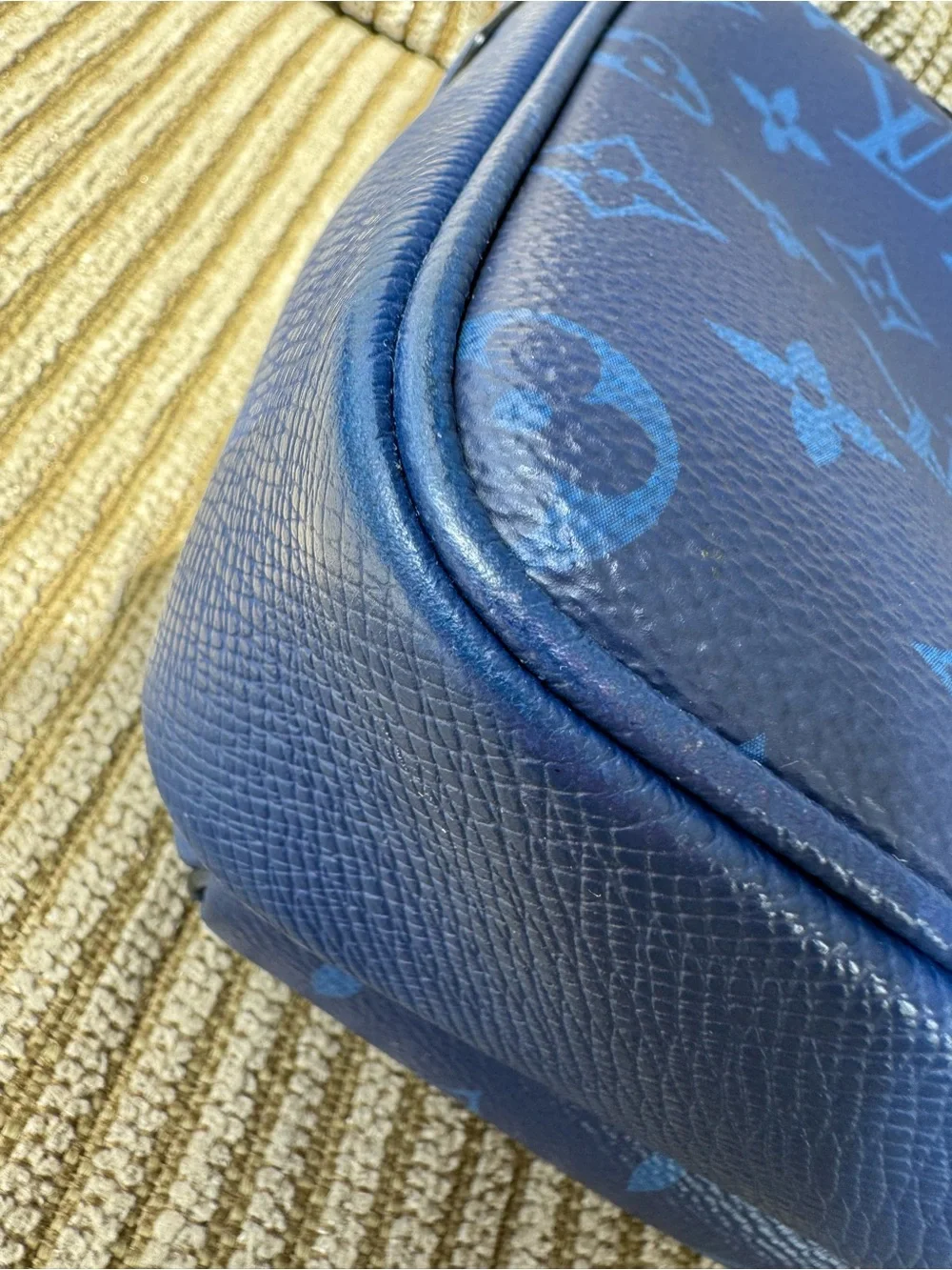 Louis Vuitton Outdoor Messenger PM Taigarama w/COA and Dust Bag - Unisex